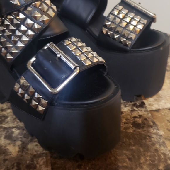 Dolls Kill Platform Sandals - Picture 7 of 7